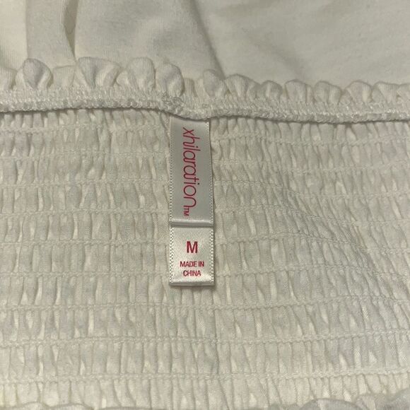 Xhilaration Pull-Over Shirred Blouse with Lace Bell Sleeves Size Medium - Picture 9 of 9